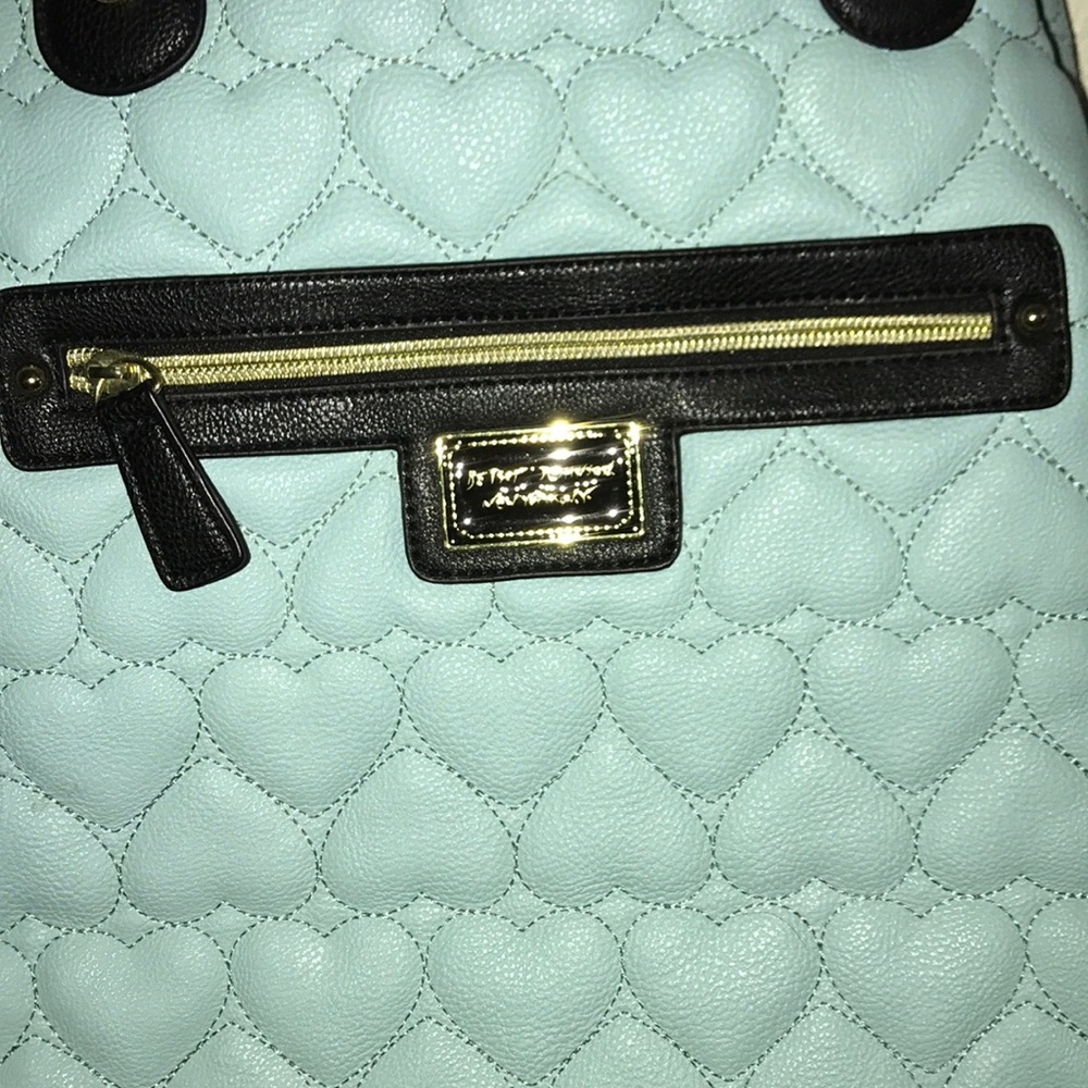 Big tote purse